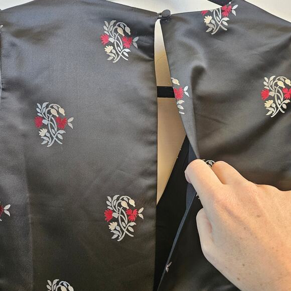 Joie Minia Black Satin Brocade Ruffle Mini Dress Size 2 Dark Floral Whimsigoth - Picture 3 of 11